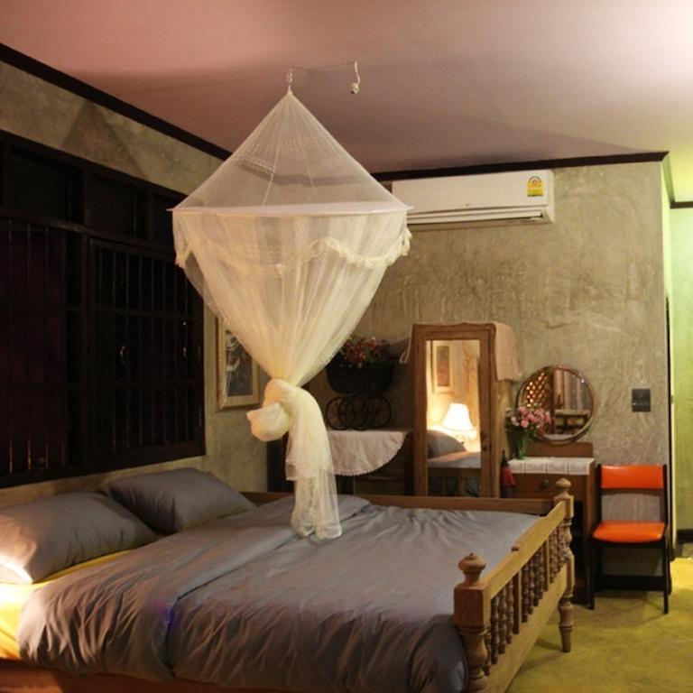 Bangluang House Hotel Bangkok Szoba fotó